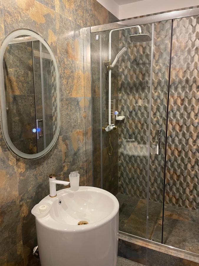Ami Residence Bucharest Airport&Therme&Parking Otopeni Bagian luar foto