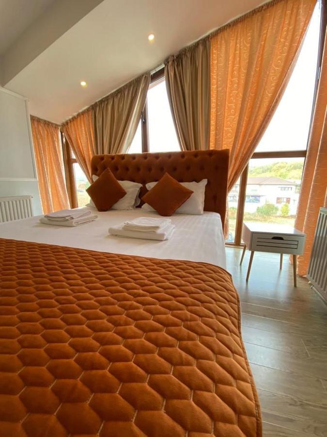 Ami Residence Bucharest Airport&Therme&Parking Otopeni Bagian luar foto